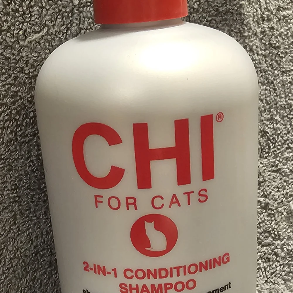 CHI 2-in-1 Conditioning Shampoo for Cats